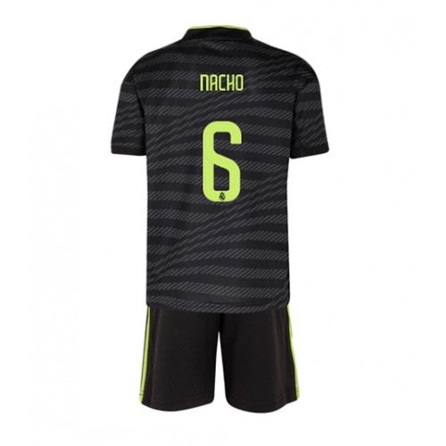 Real Madrid Nacho #6 kläder Barn 2022-23 Tredje Tröja Kortärmad (+ korta byxor) Real Madrid Nacho #6 kläder Barn 2022-23 Tredje Tröja Kortärmad (+ korta byxor)